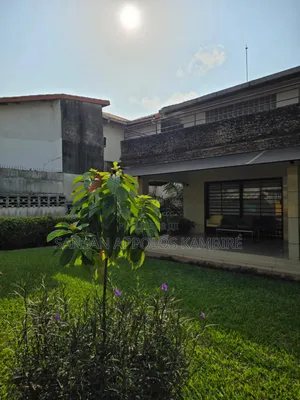 10chbre Duplex dans Cocody L'Ena Une à Louer