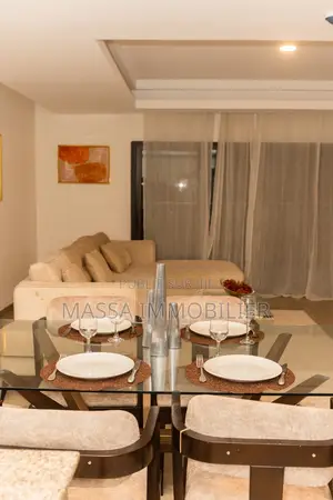 Meublé 3chbre Appartement dans Massa Immobilier, Cocody à Louer