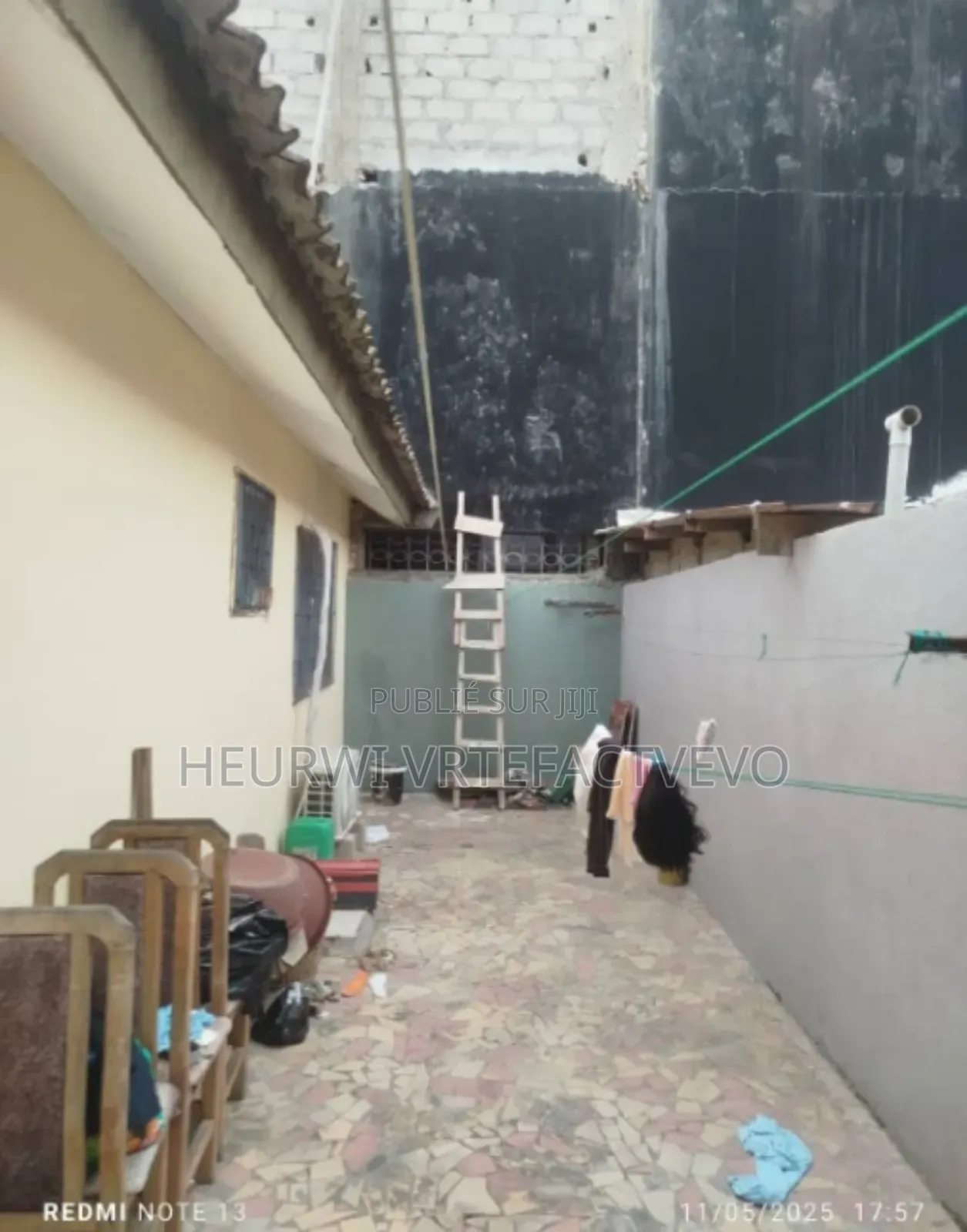 5chbre Duplex dans Bingerville, Cocody à Vendre