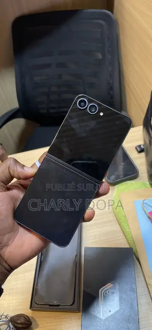 Samsung Galaxy Z Flip6 256 GB Noir