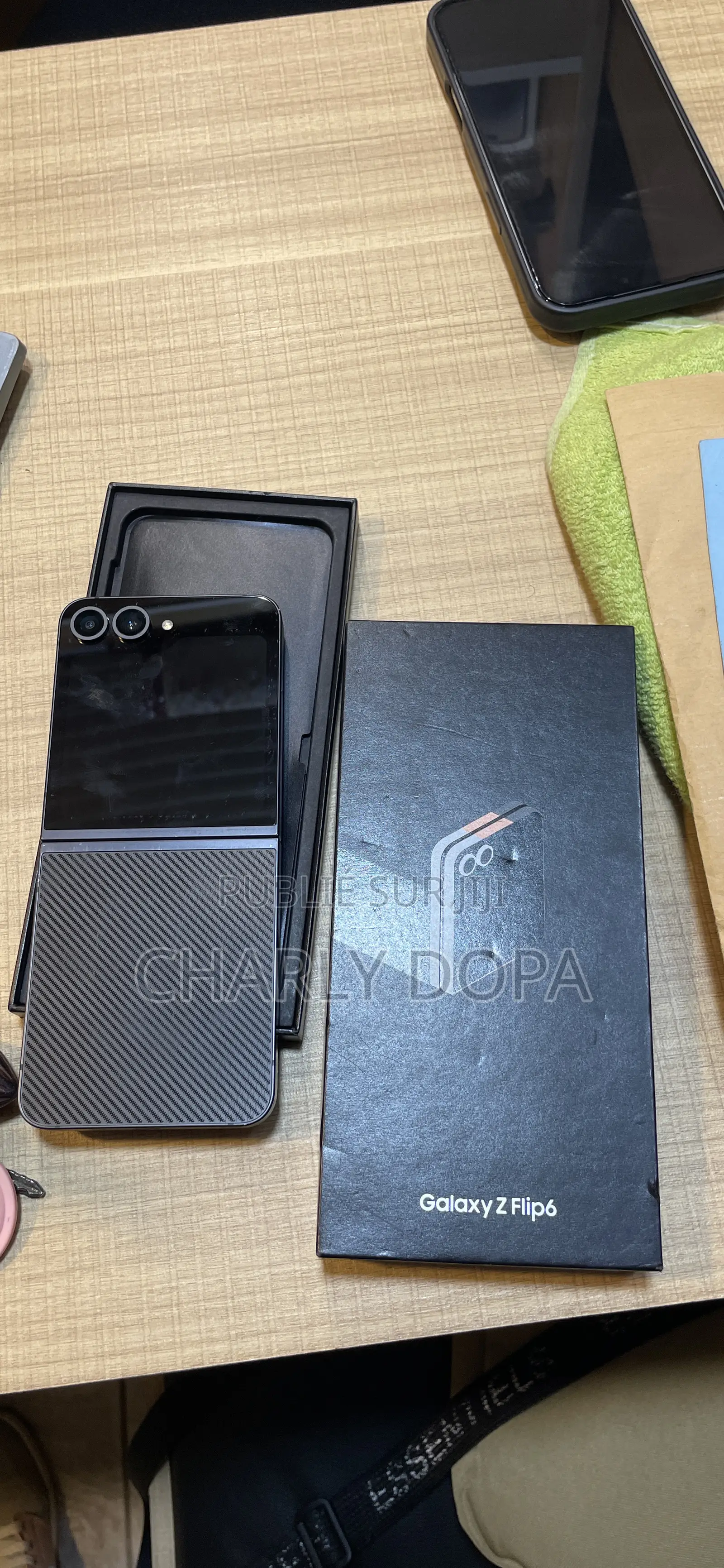 Samsung Galaxy Z Flip6 256 GB Noir