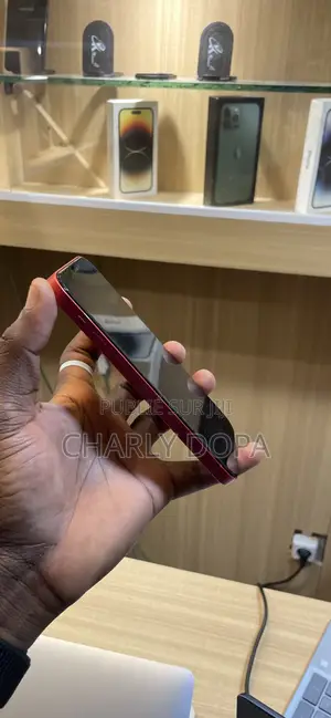 Apple iPhone 12 64 GB Rouge