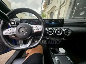 Mercedes-Benz CLA-Class 2021 Bleu