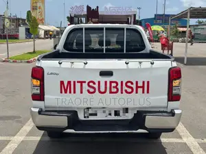 Mitsubishi L200 2022 Blanc