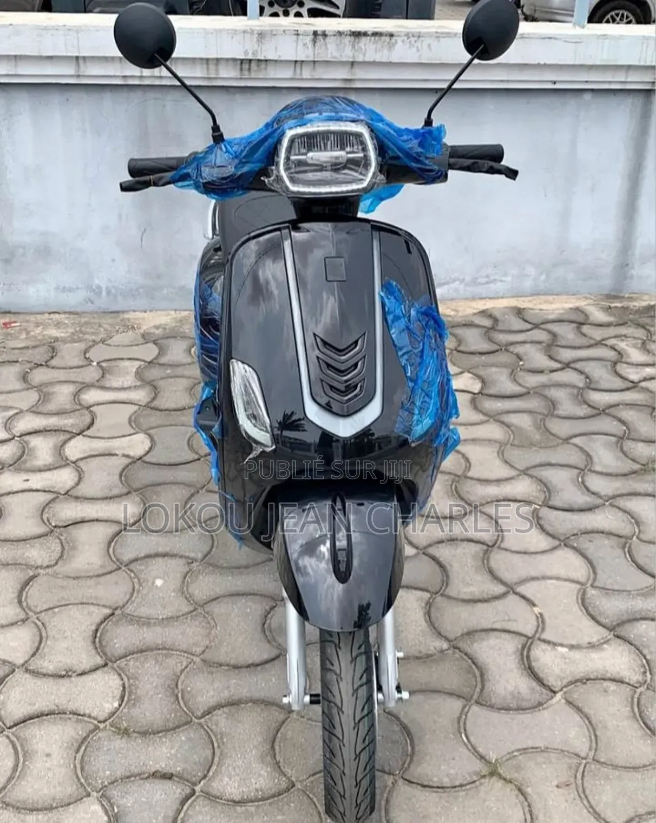 Nouveau Autre 2024 Noir