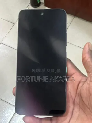 Nouveau Infinix Hot 60i 128 GB Noir