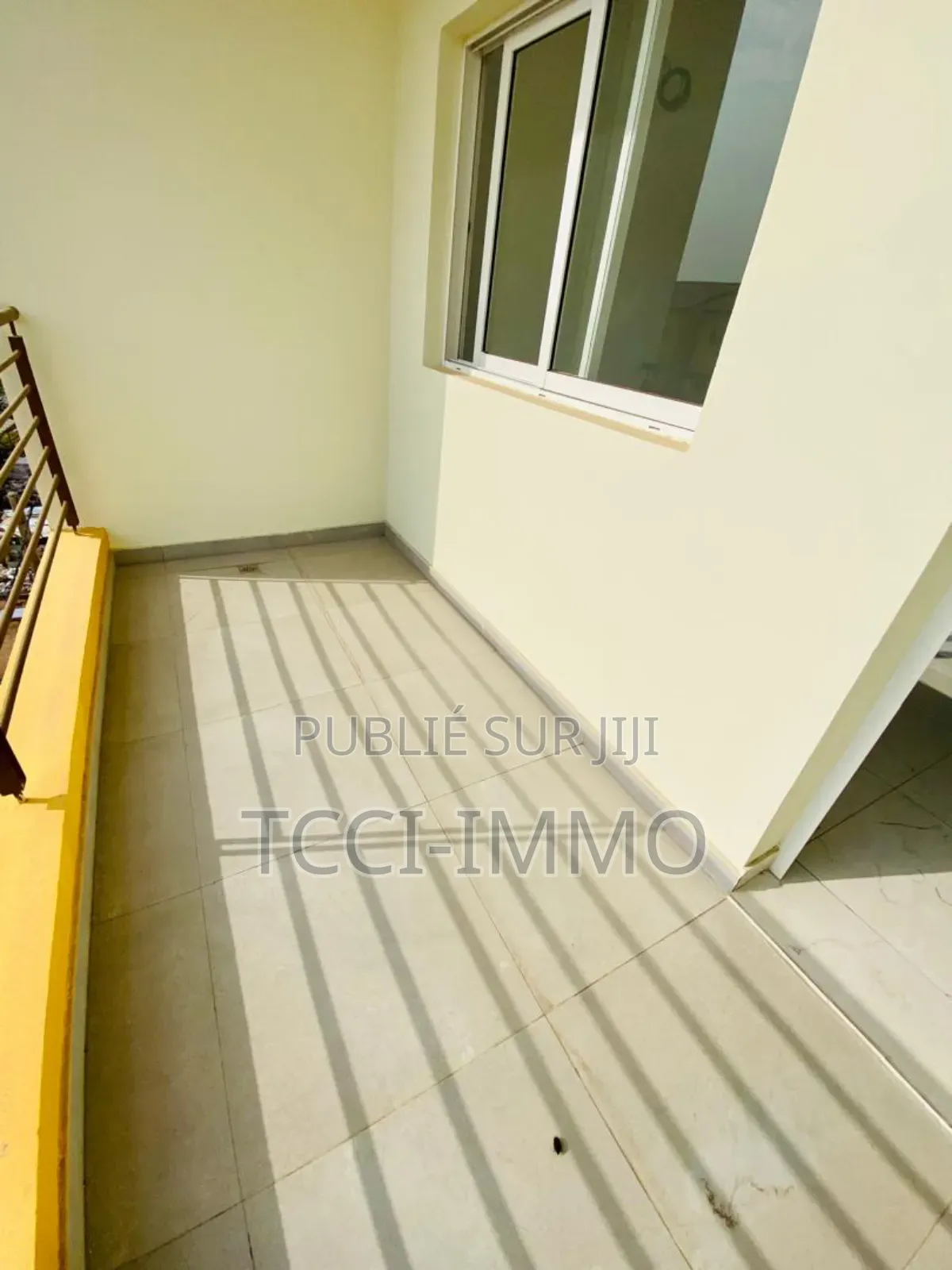 2chbre Appartement dans Tcci Sarl, Cocody à Louer