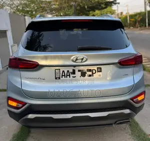 Hyundai Santa Fe 2021 Gris