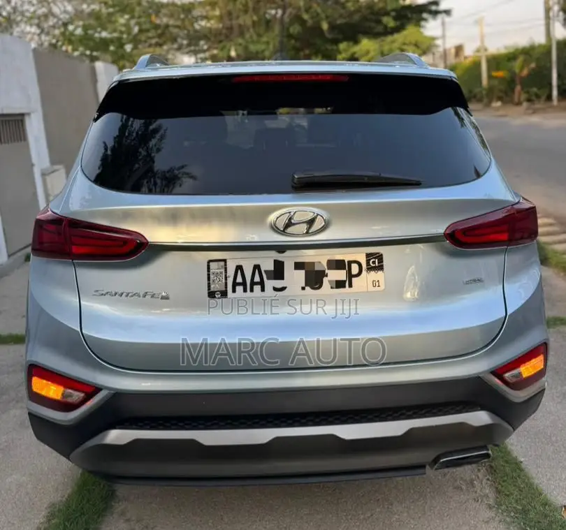 Hyundai Santa Fe 2021 Gris