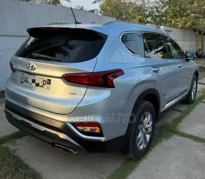 Hyundai Santa Fe 2021 Gris
