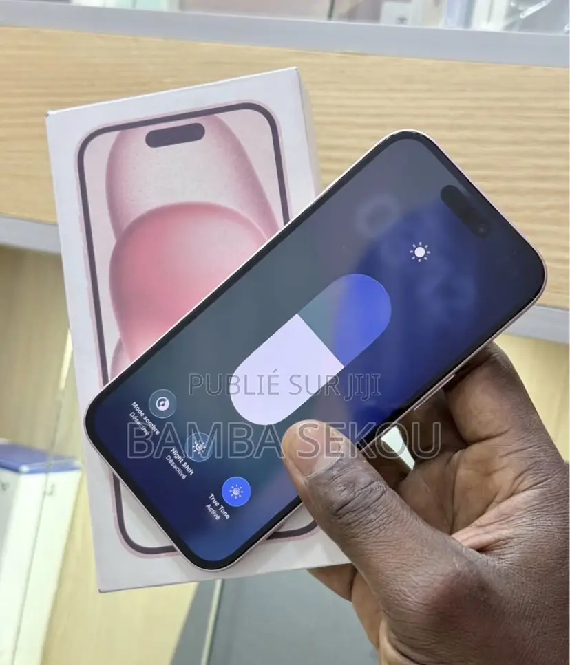 Nouveau Apple iPhone 15 256 GB Blanc