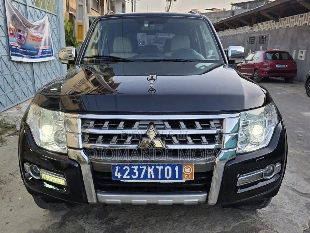 Mitsubishi Pajero V90 3.8 V6 GLS/GLX 2021 Autre