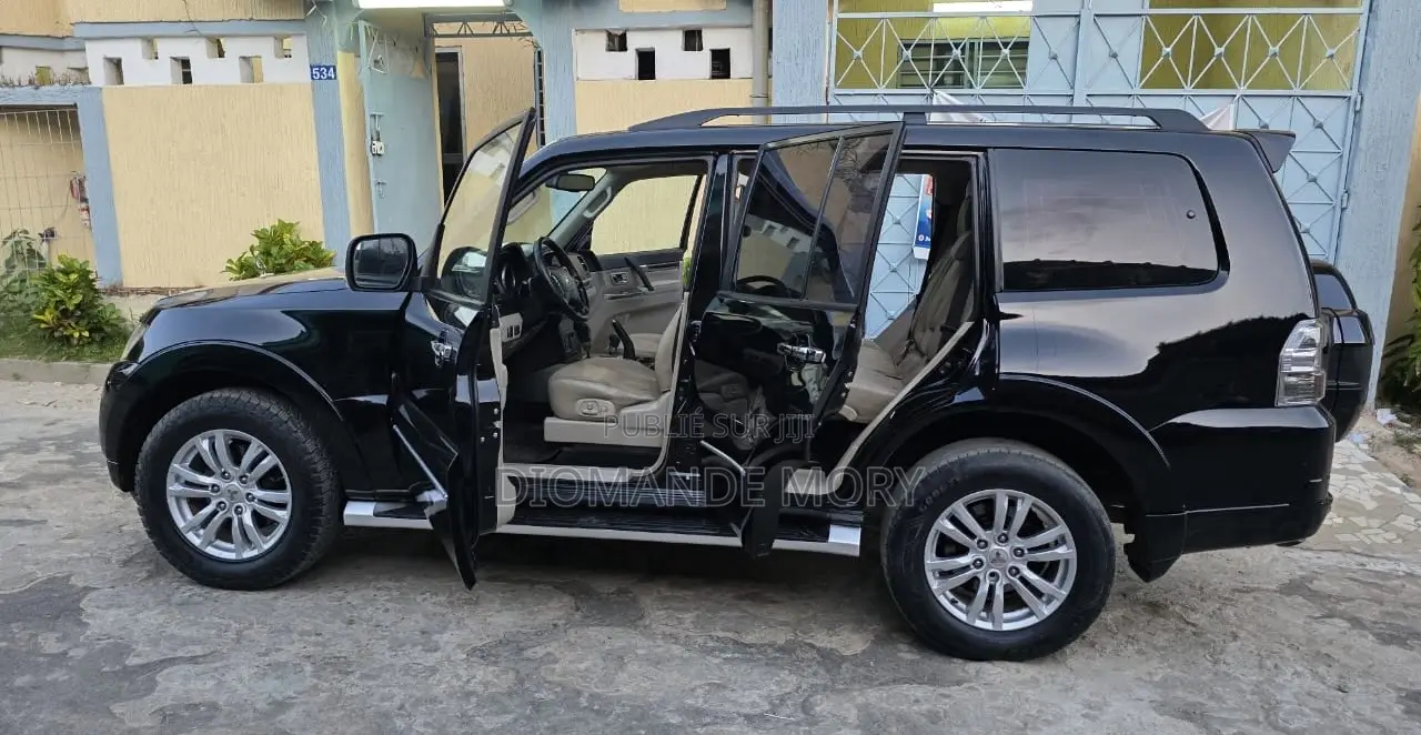 Mitsubishi Pajero V90 3.8 V6 GLS/GLX 2021 Autre