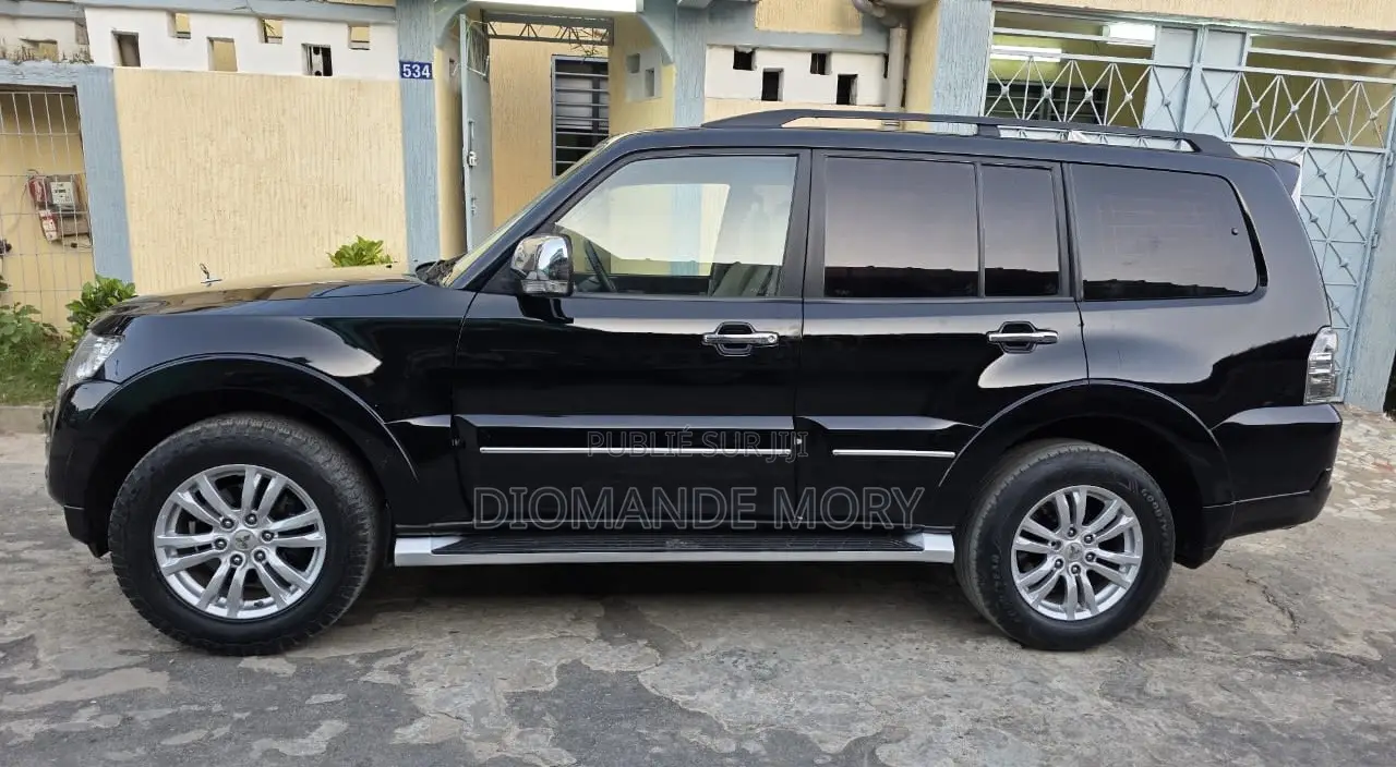 Mitsubishi Pajero V90 3.8 V6 GLS/GLX 2021 Autre