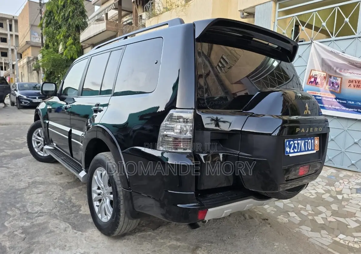 Mitsubishi Pajero V90 3.8 V6 GLS/GLX 2021 Autre