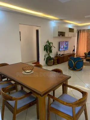 Meublé 2chbre Appartement dans Dibi Résidence, Cocody à Louer