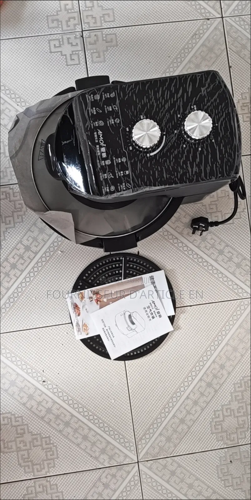 Appareil De Cuisson Électrique Avec Une Cuve Intérieure Antiadhésive,