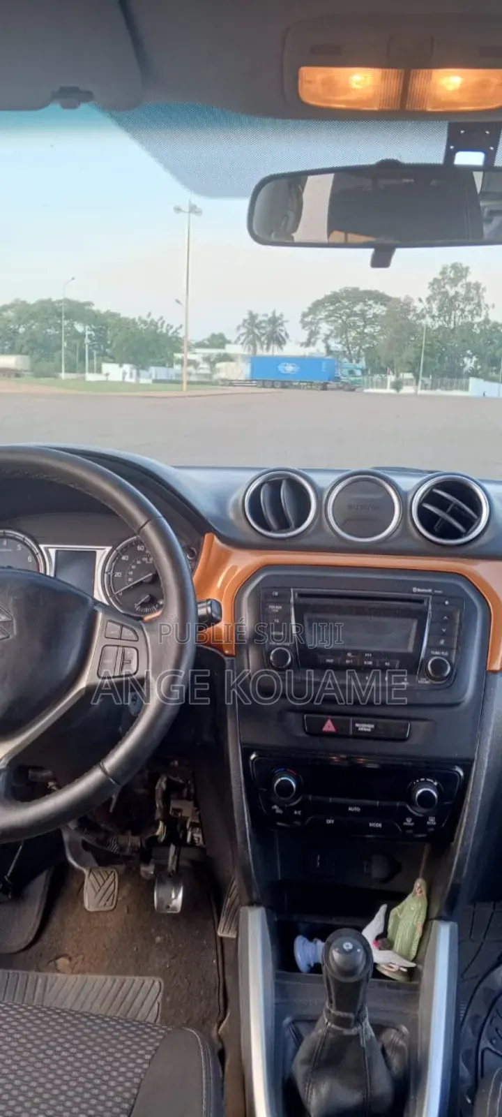 Suzuki Vitara 2019 Gris