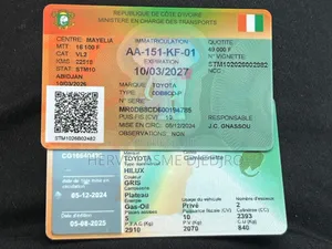 Toyota Hilux 2024 Gris