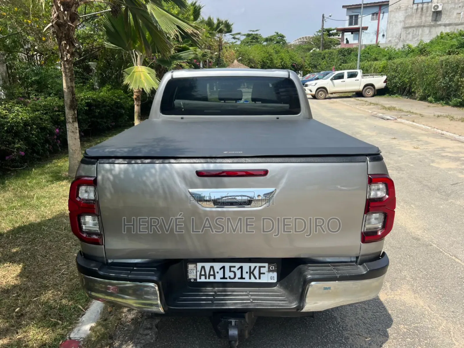 Toyota Hilux 2024 Gris