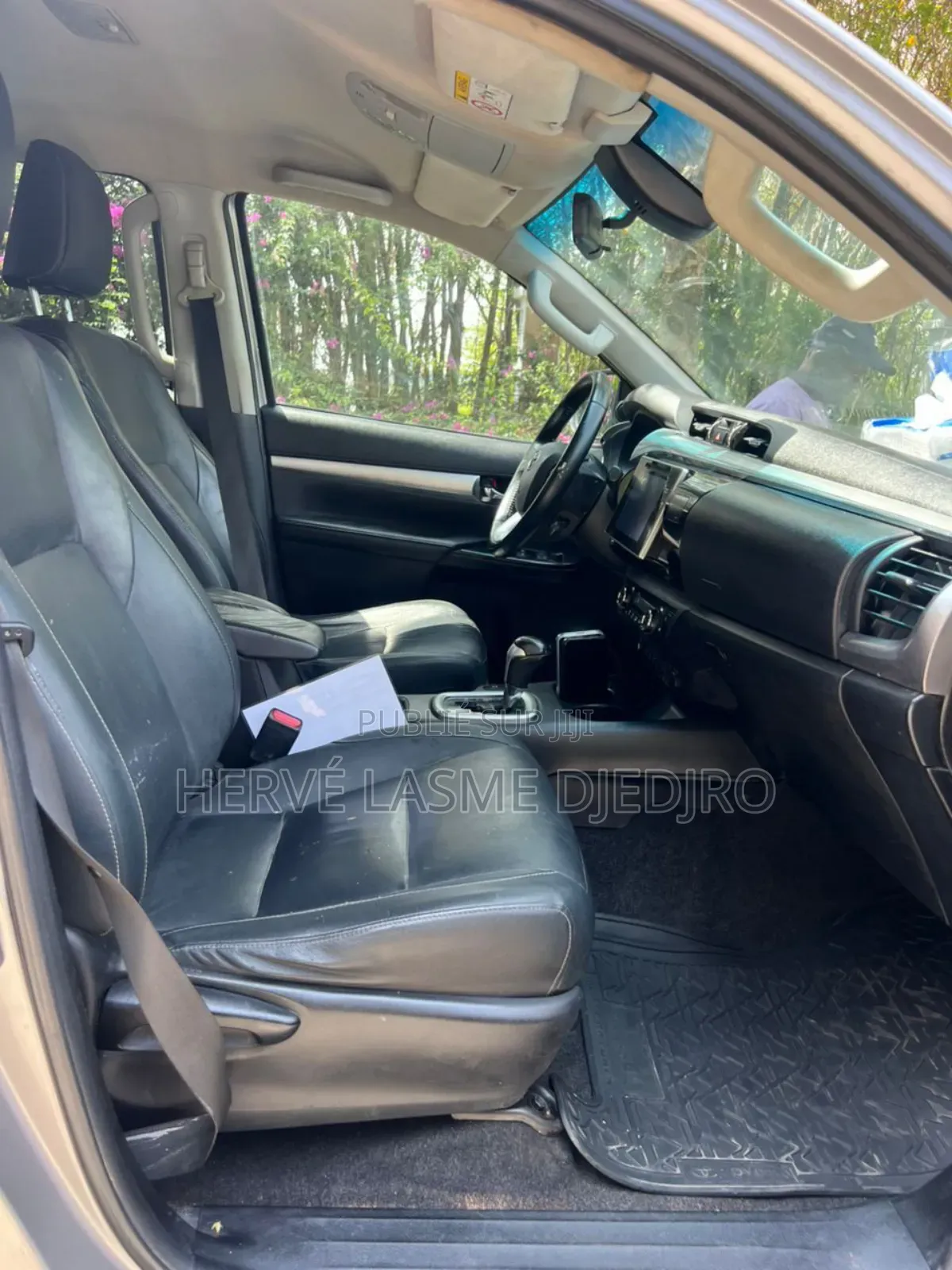 Toyota Hilux 2024 Gris