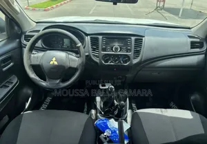 Mitsubishi L200 2022 Blanc