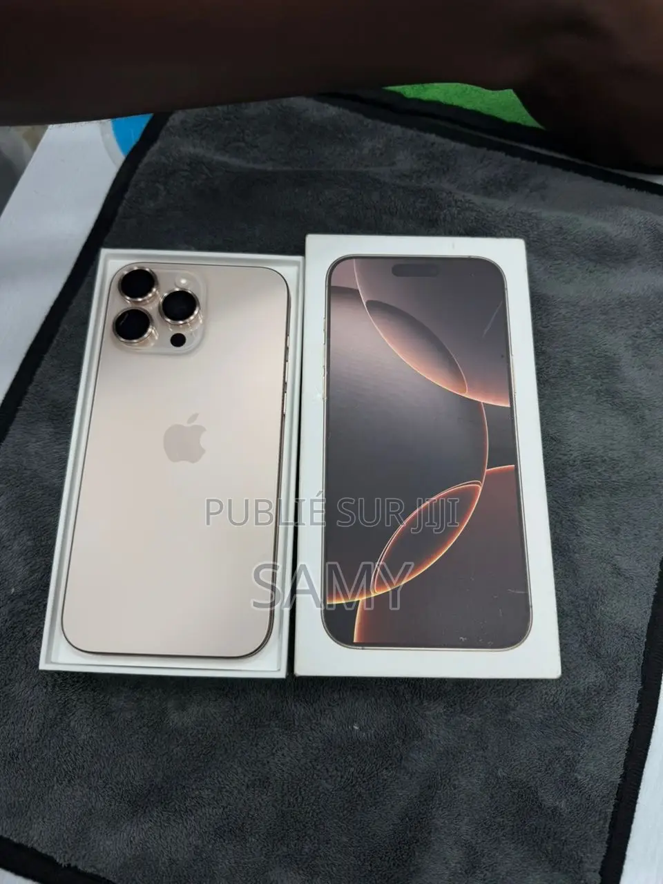 Nouveau Apple iPhone 16 Pro Max 256 GB Doré