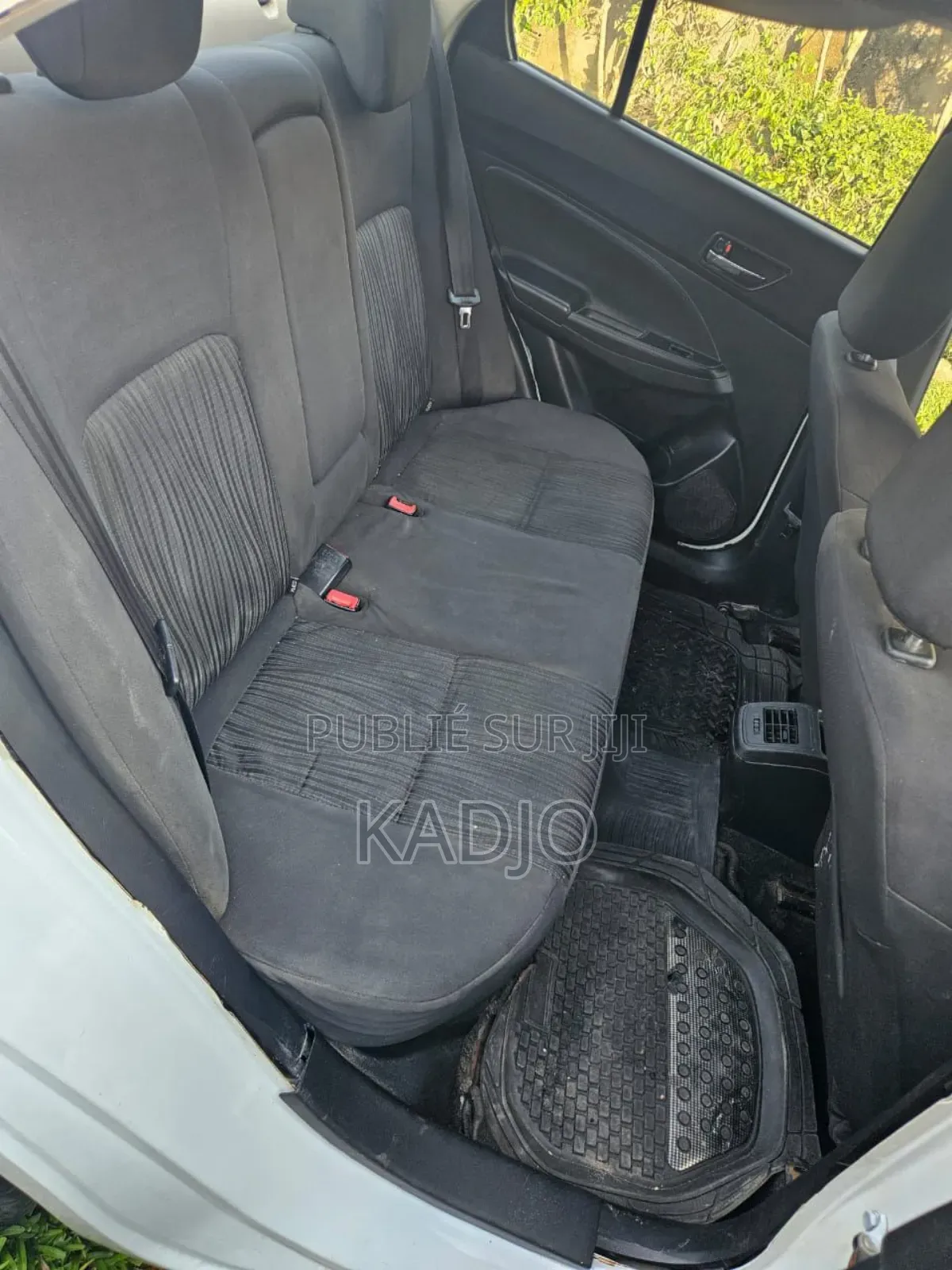 Suzuki Dzire 2023 Blanc cassé