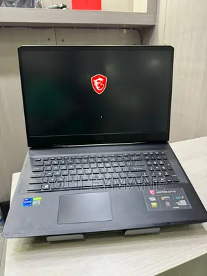 Ordinateur portable MSI Vector GP68 HX 13V 16GB Intel Core i7 SSD 1T