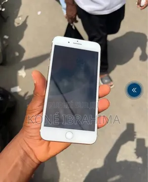 Nouveau Apple iPhone 7 Plus 128 GB Blanc