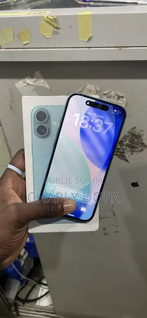 Apple iPhone 16 128 GB Vert