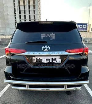 Toyota Fortuner 2020 Noir