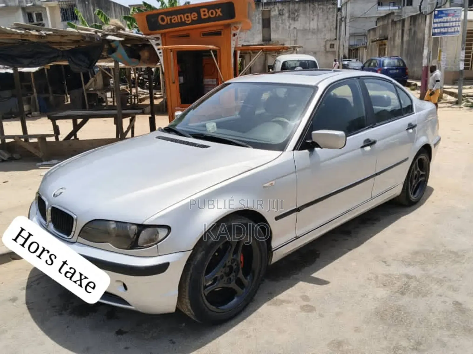 BMW 318i 2002 Blanc cassé