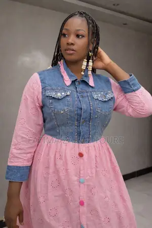 Robe Dentelle Sénégalaise