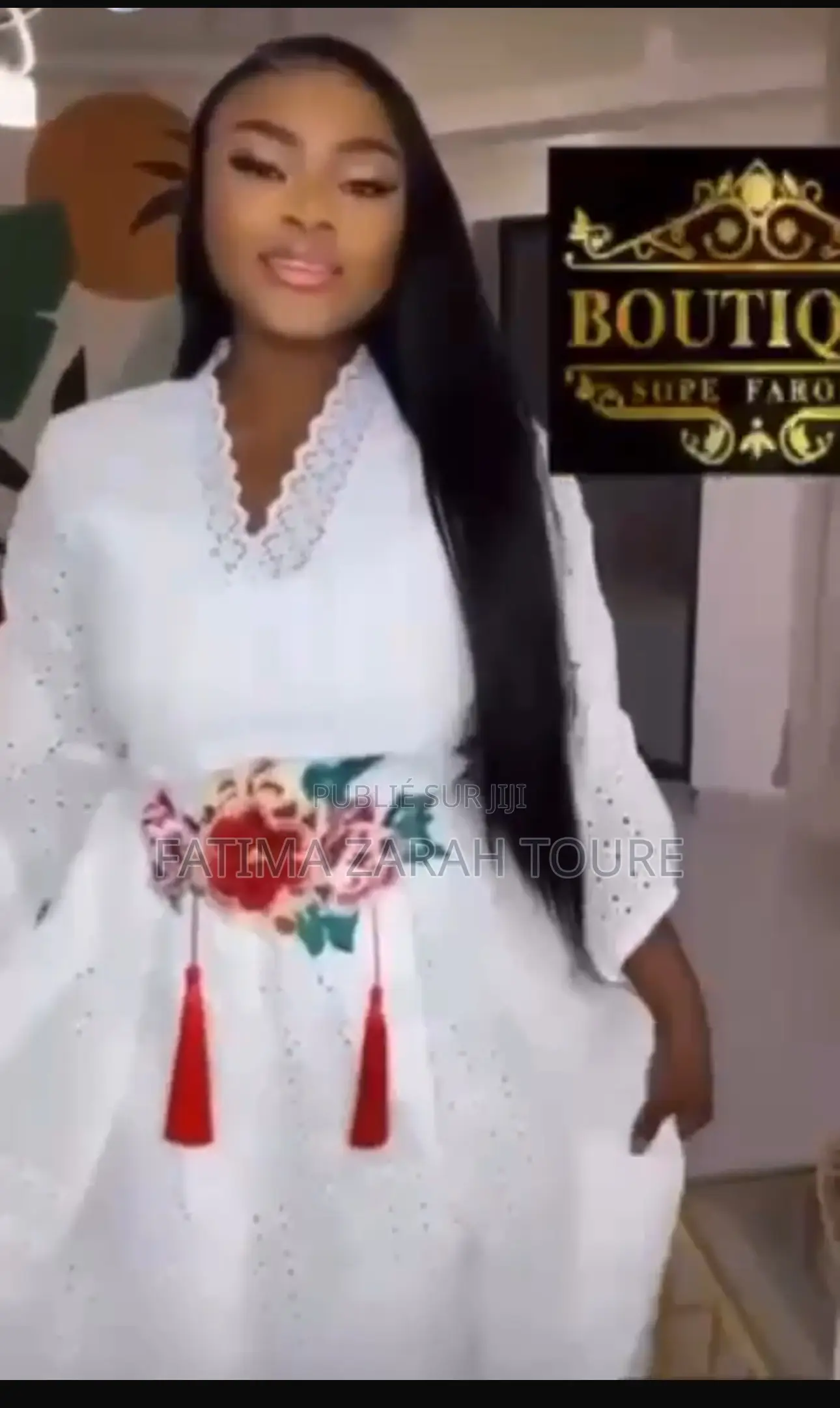 Robe Dentelle Sénégalaise