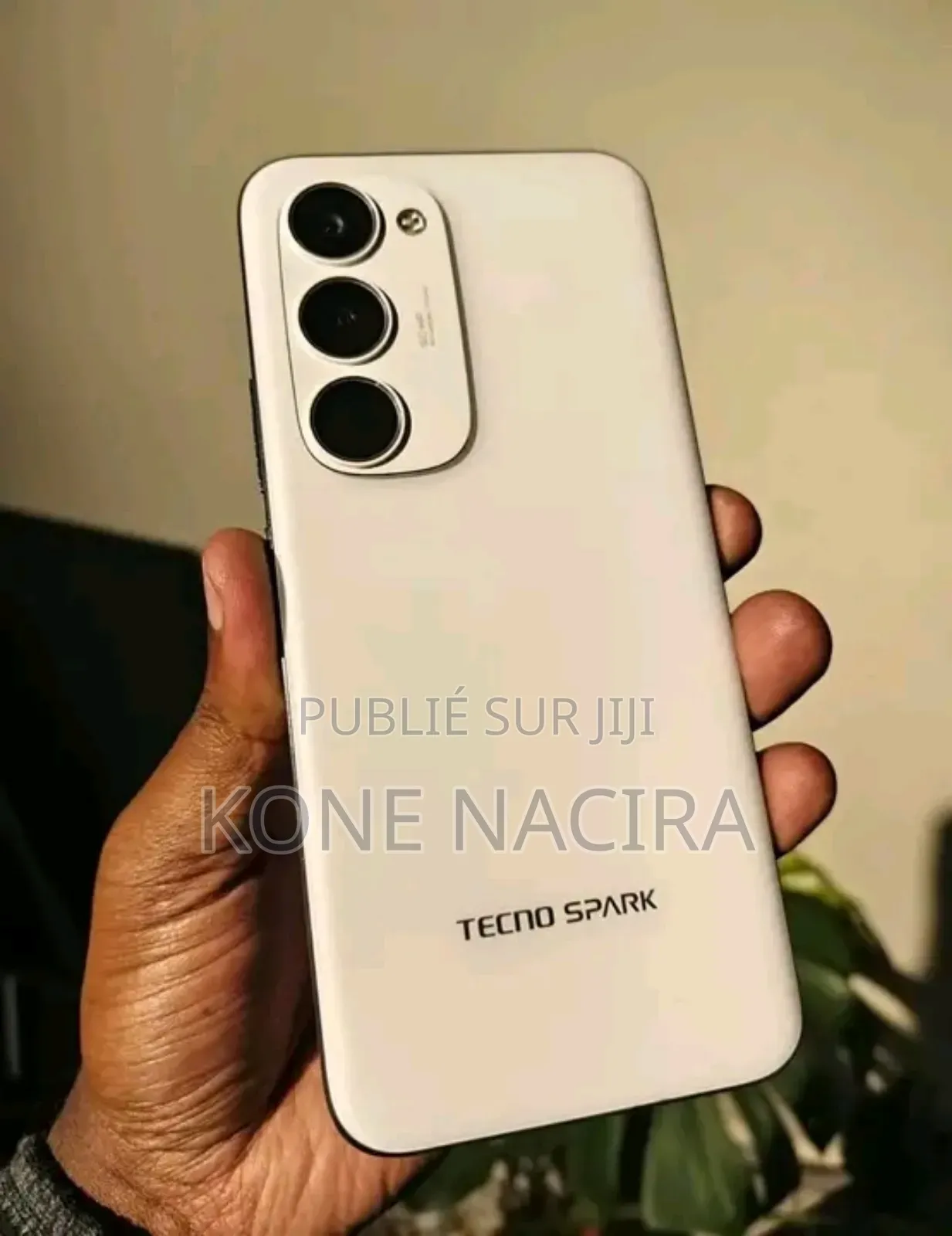 Nouveau Tecno Camon 30 256 GB Jaune