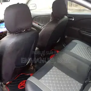 Toyota Avensis 2002 Noir