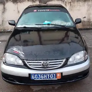 Toyota Avensis 2002 Noir