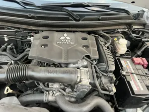 Mitsubishi Pajero Sport 2023 Blanc