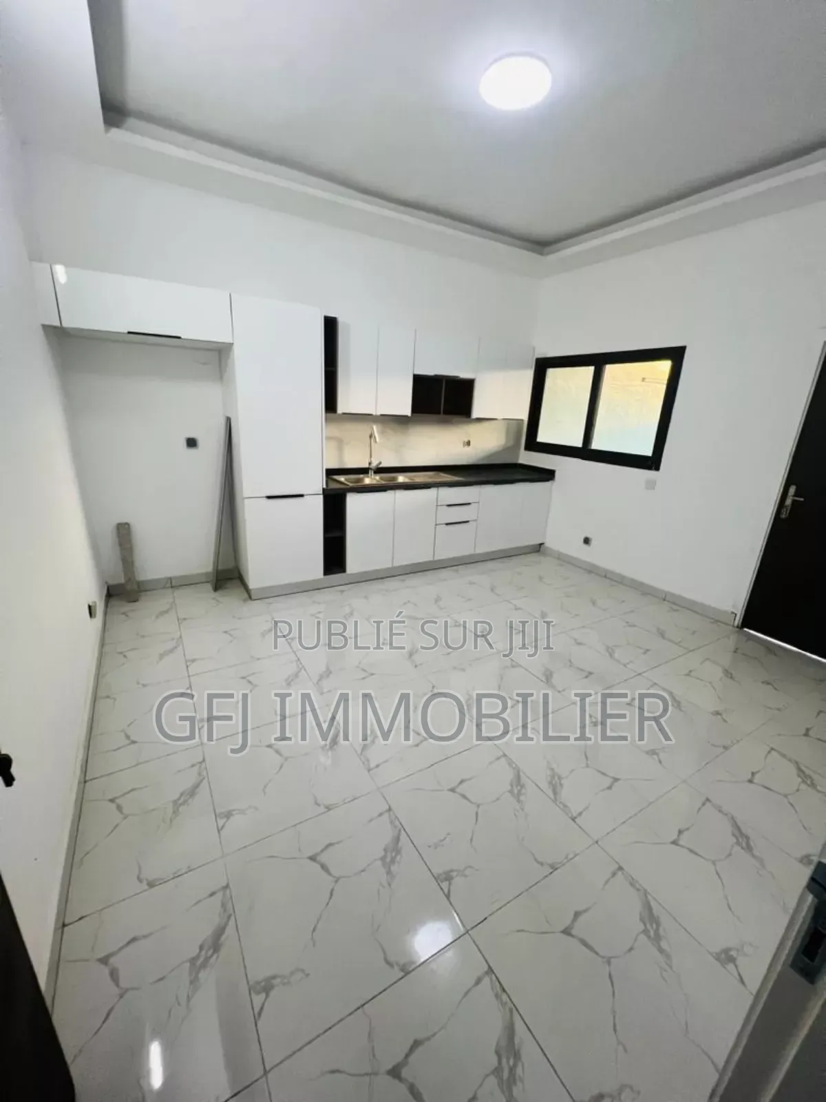 4chbre Duplex dans Francis Gweh, Cocody à Vendre