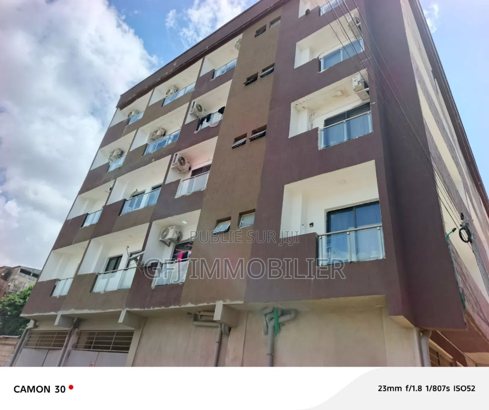 2chbre Appartement dans Francis Gweh, Cocody à Vendre