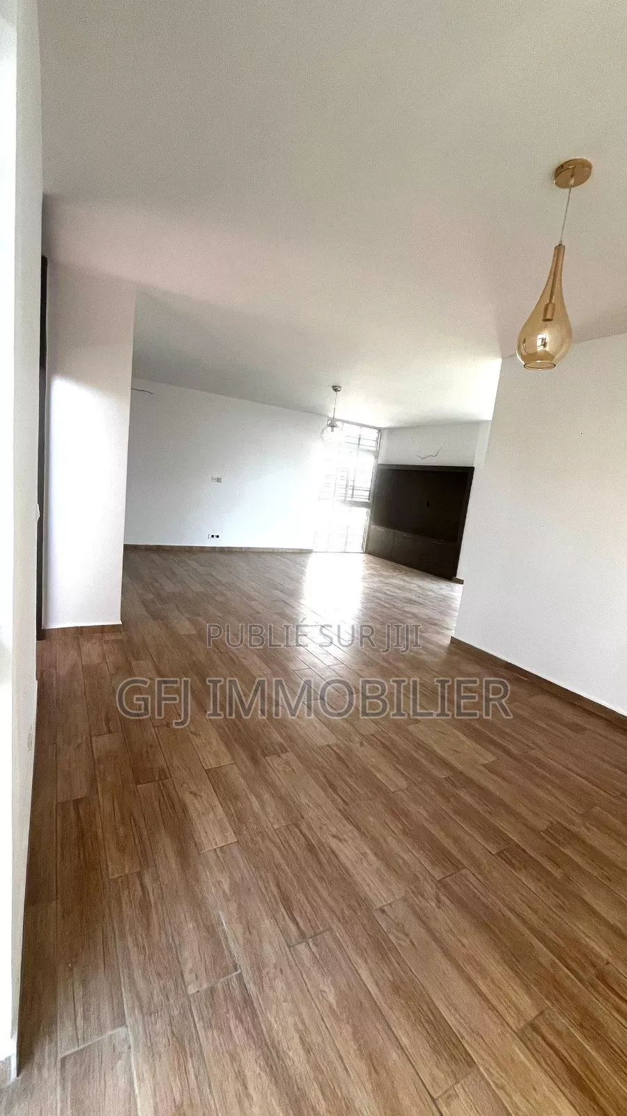 2chbre Appartement dans Francis Gweh, Cocody à Vendre