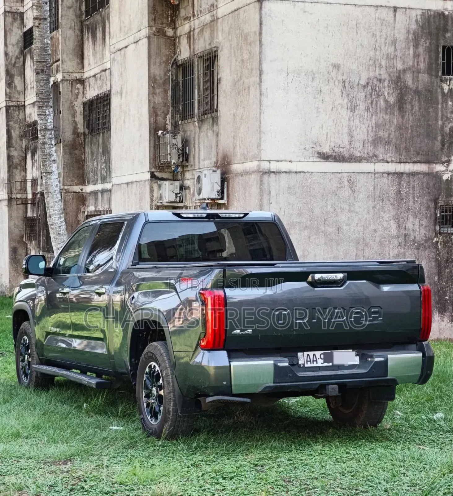 Toyota Tundra 2024 Noir