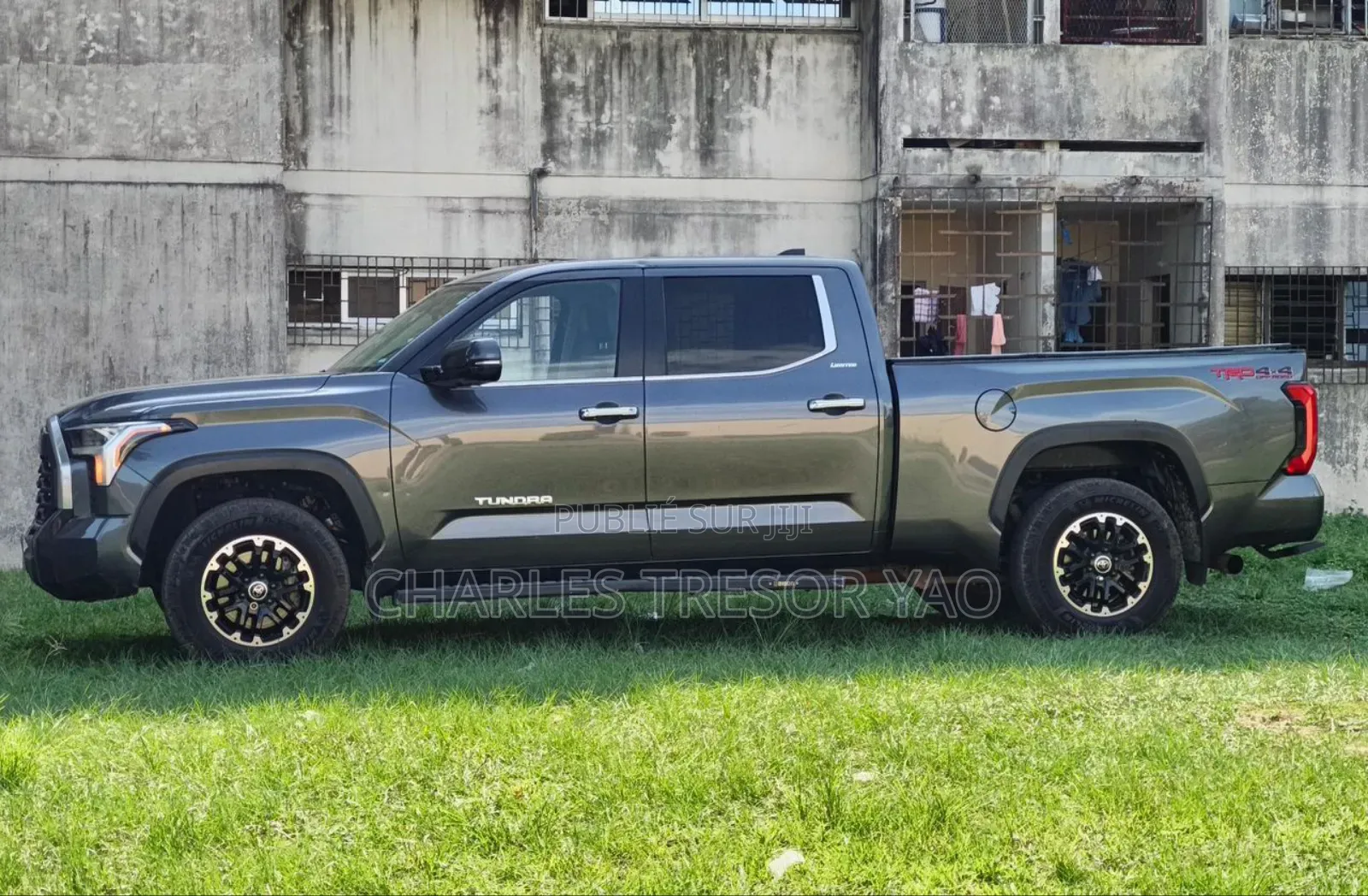 Toyota Tundra 2024 Noir