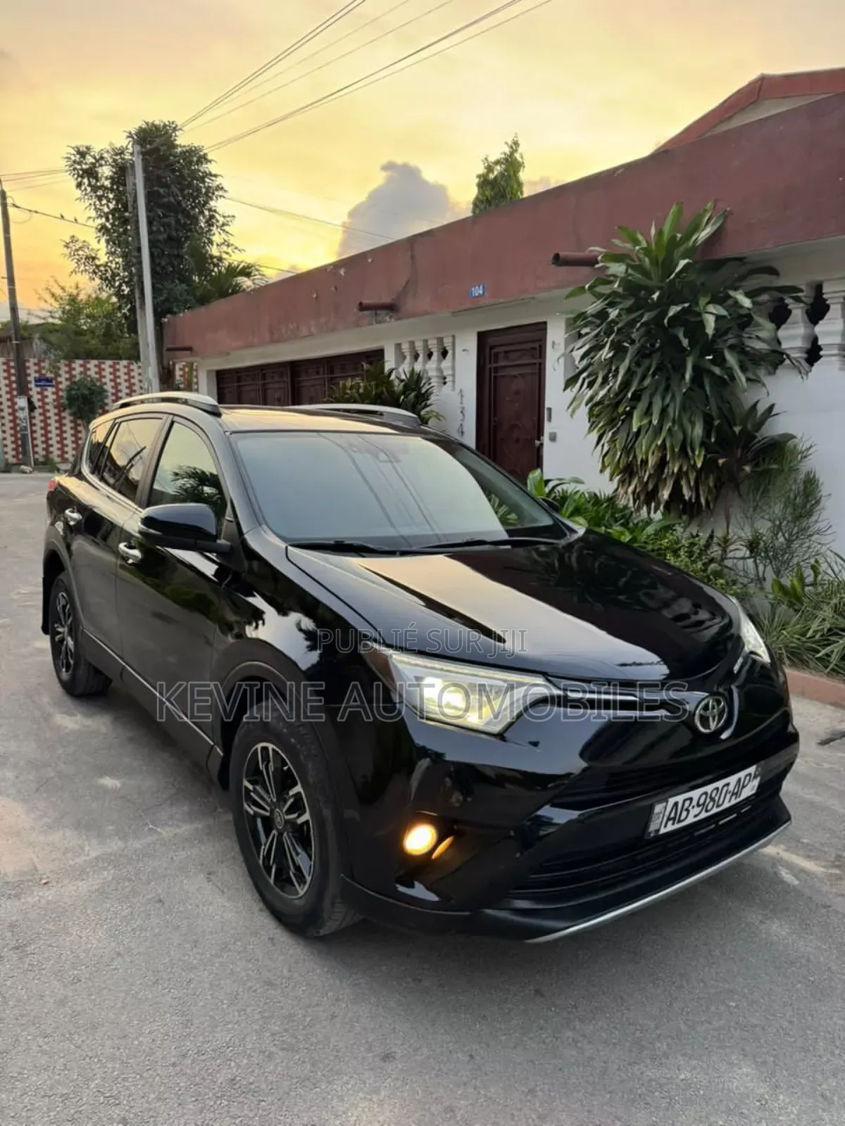 Toyota RAV4 Adventure 4dr SUV AWD (2.5L 4cyl 6A) 2018 Autre