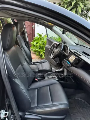 Toyota RAV4 Adventure 4dr SUV AWD (2.5L 4cyl 6A) 2018 Autre