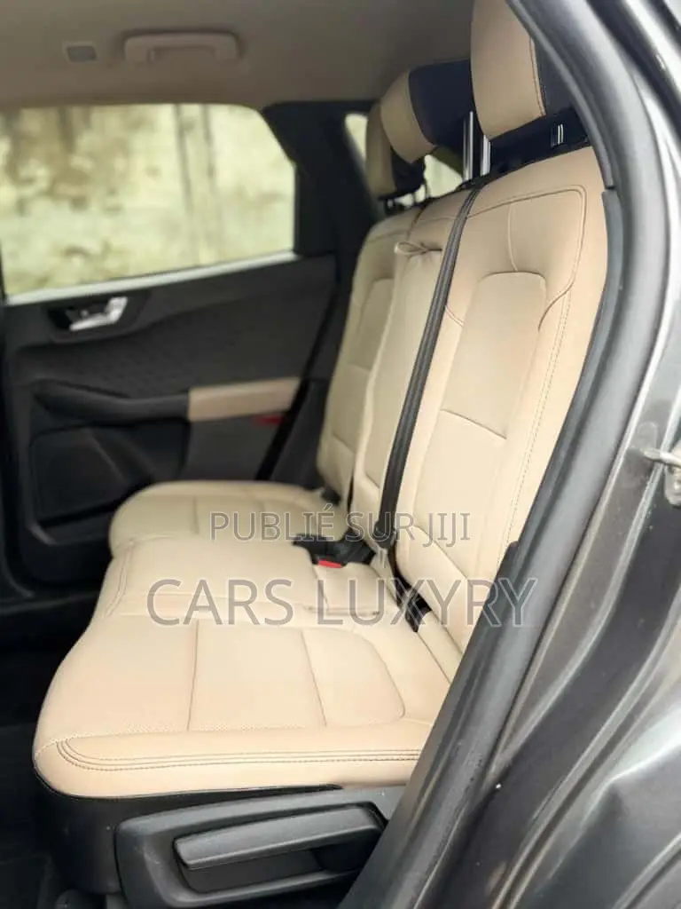 Ford Escape SE 2021 Gris