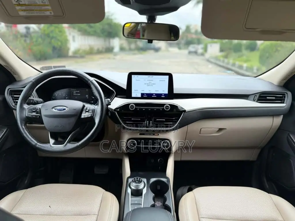 Ford Escape SE 2021 Gris