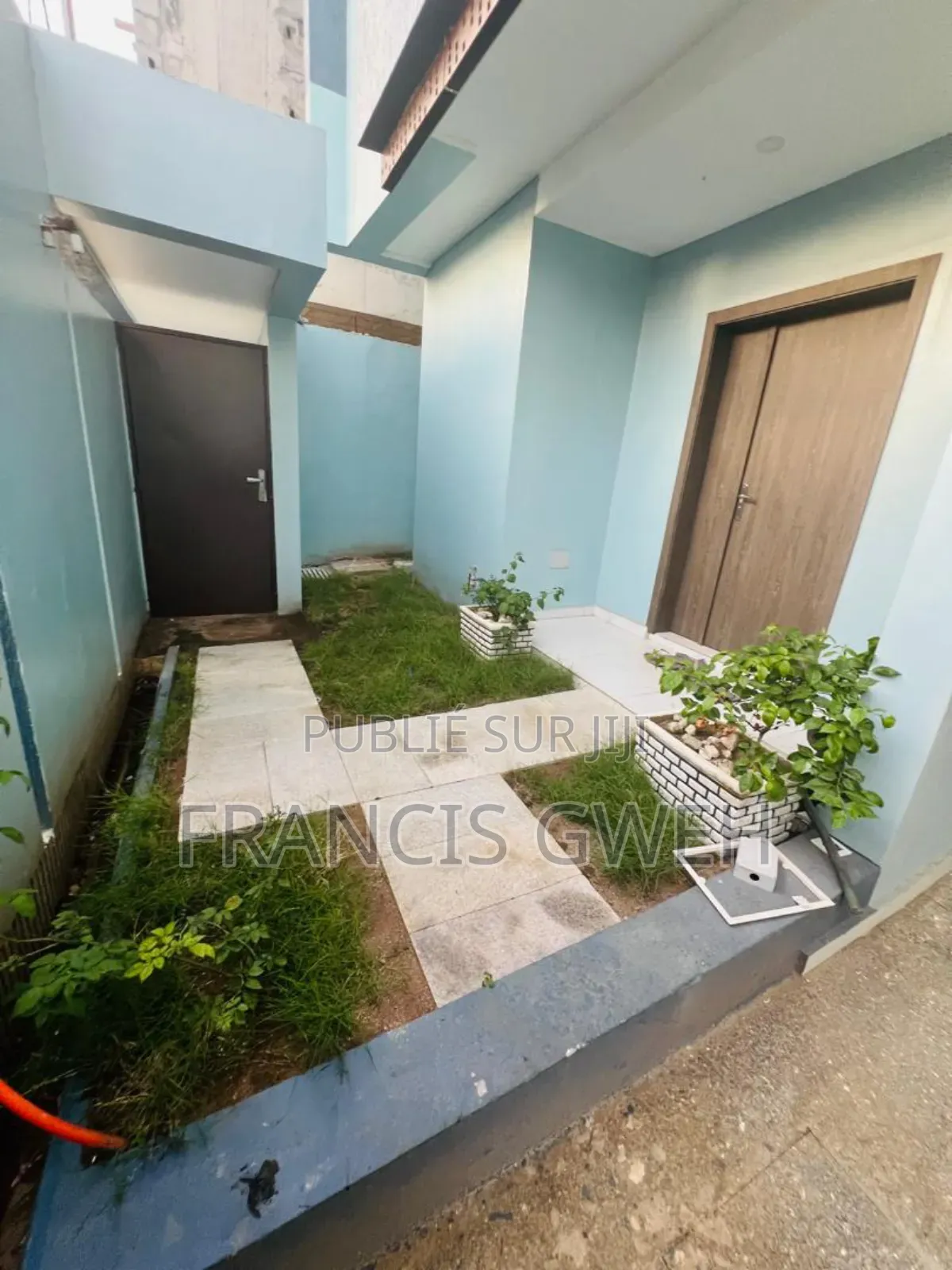 4chbre Duplex dans Francis Gweh, Cocody à Vendre