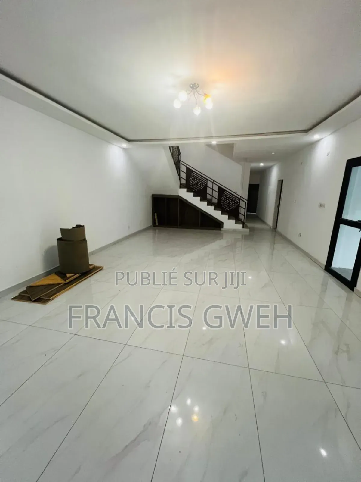 4chbre Duplex dans Francis Gweh, Cocody à Vendre